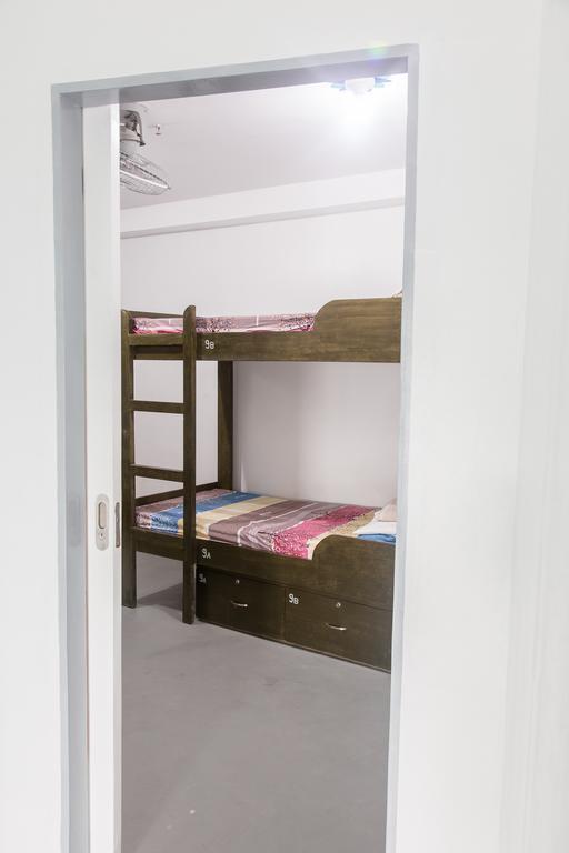 Lokal Hostel Μακάτι Δωμάτιο φωτογραφία