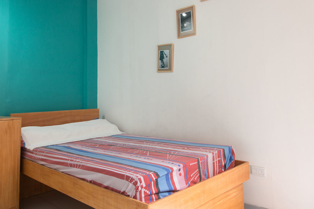 Lokal Hostel Μακάτι Εξωτερικό φωτογραφία