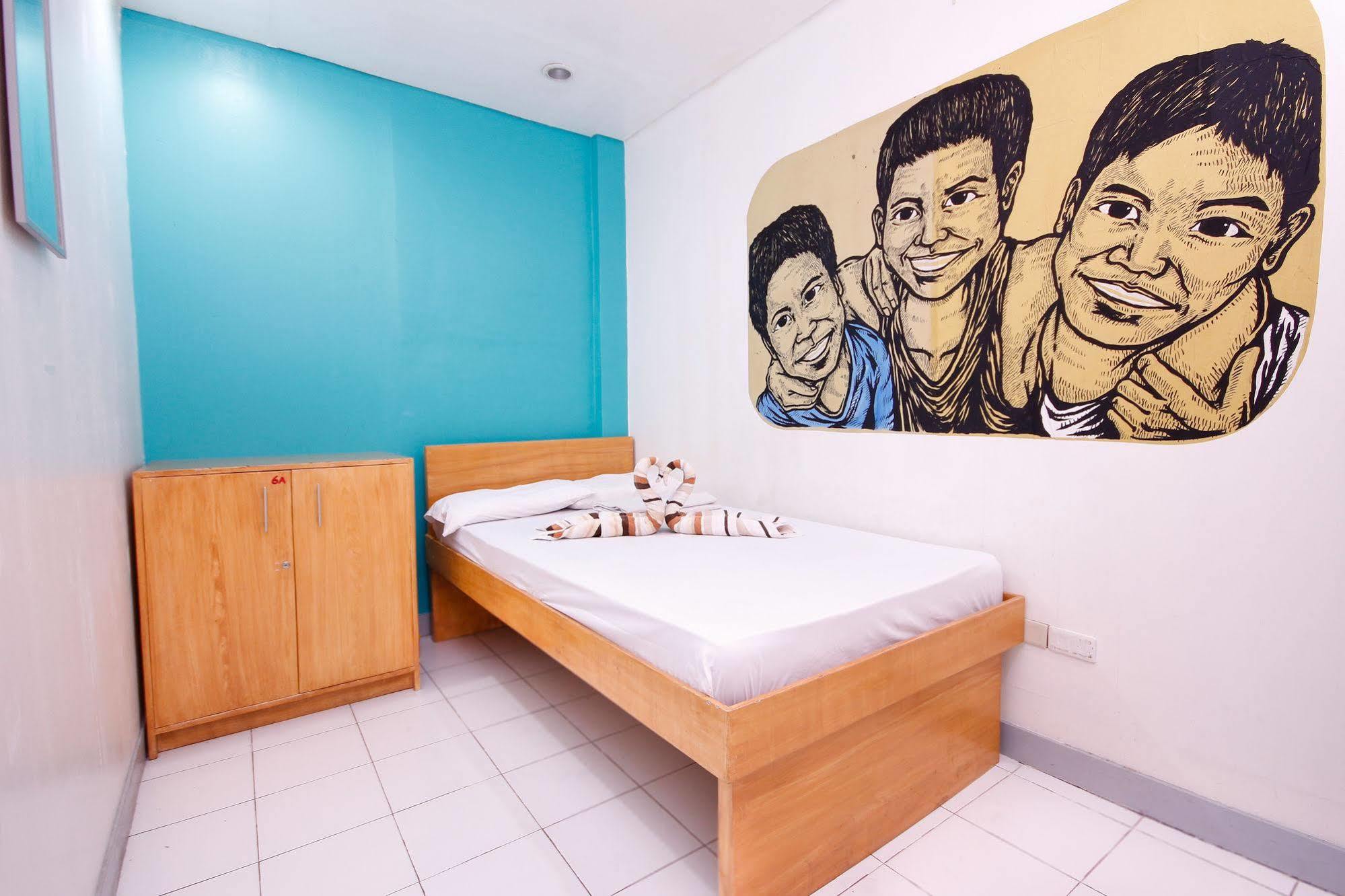 Lokal Hostel Μακάτι Εξωτερικό φωτογραφία