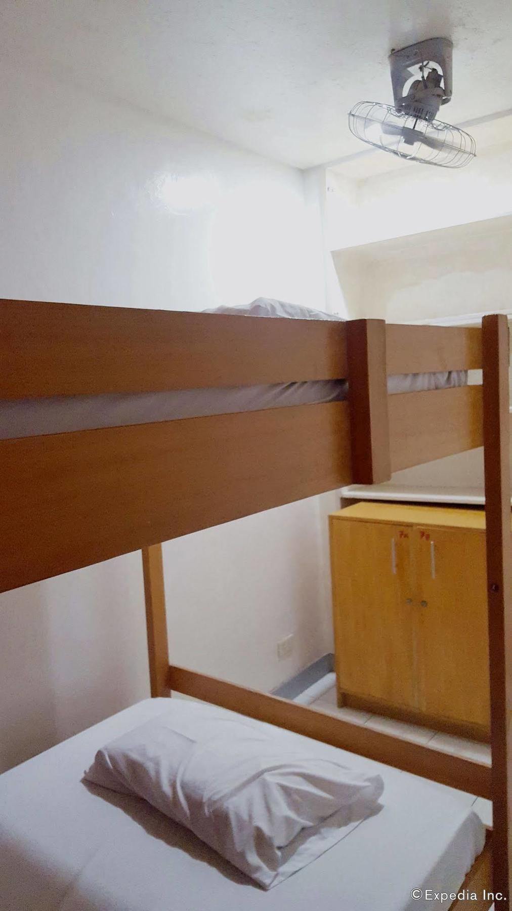 Lokal Hostel Μακάτι Εξωτερικό φωτογραφία
